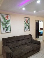 公寓 | 起居区 | 智能电视