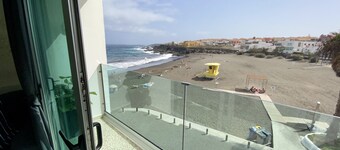 Nice apartment on the beach