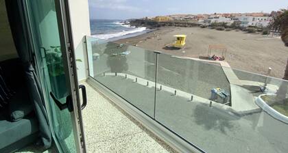 Nice apartment on the beach