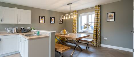 單棟房屋 | 私人廚房 | 雪櫃、微波爐、焗爐、洗碗機