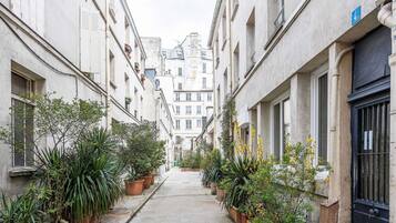 Enceinte de lâhĂ©bergement