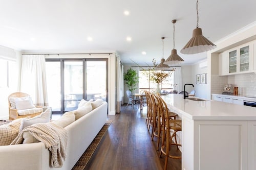 Bridgewater - Big Sky Retreats - Offering the next level of luxury accommodation in Bright and Surrounds