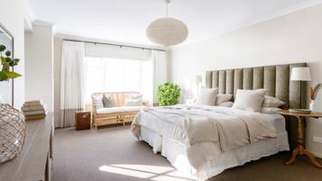 5 chambres, fer et planche à repasser, Wi-Fi gratuit, draps fournis