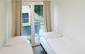 2 bedrooms, free WiFi, bed sheets - Pet friendly home in Kuhlen-Wendorf (Kuhlen-Wendorf)