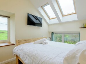 2 bedrooms, free WiFi, bed sheets - Dutch Barn Two - UK12873 (Ymwlch, near Porthmadog)