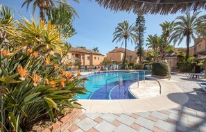 Pool - 2 bedroom awesome apartment in Calahonda (Calahonda)