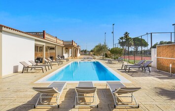 pool