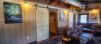 Snowmobile/ATV/Fishing/Boating Bunkhouse