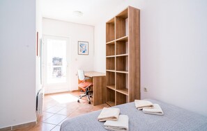 5 Schlafzimmer, Reisekinderbett, kostenloses WLAN, Bettwäsche