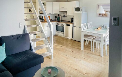 Awesome apartment in Friedrichskoog