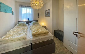 2 Schlafzimmer, Reisekinderbett, kostenloses WLAN, Bettwäsche