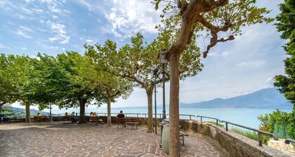 Amazing home in Sant'Anna d'Alfaedo