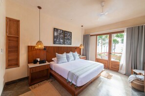 4 slaapkamers, een kluis op de kamer, een bureau