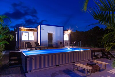 Regina Ishigaki Blue Stage