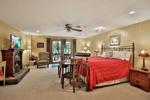7 bedrooms, free WiFi, bed sheets