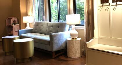 Tysons/McLean 4BDRMs 3Baths >3000 sqft Lux Living