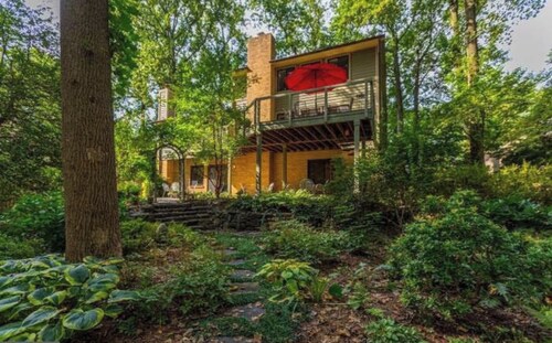 Tysons/McLean 4BDRMs 3Baths >3000 sqft Lux Living