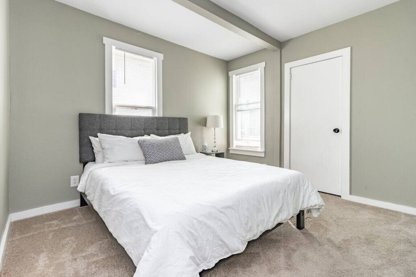 Heights Lake · Heights, Heights, Baby! w/ Backyard Patio Grill