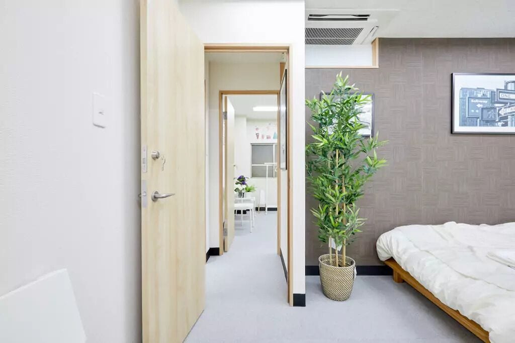 Apartment (301B) | Living area | Flat-screen TV