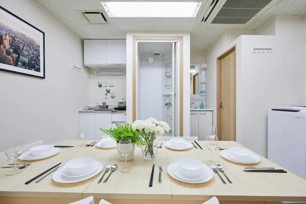 Apartment (301B) | In-room dining