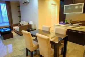 Habitación | Sala de estar | Una televisión