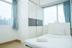Habitación | 3 dormitorios, wifi gratis, ropa de cama