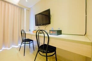 客房 | 起居区 | 电视