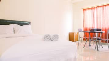 Room | Free WiFi, bed sheets