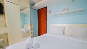 Room | Free WiFi, bed sheets - Affordable Studio Kebagusan City Apartment (Jakarta)