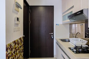客房 | 私人小型廚房 | 雪櫃、爐具、電熱水壺、廚房用具/餐具/器皿