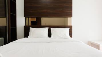 Room | 2 bedrooms, free WiFi, bed sheets