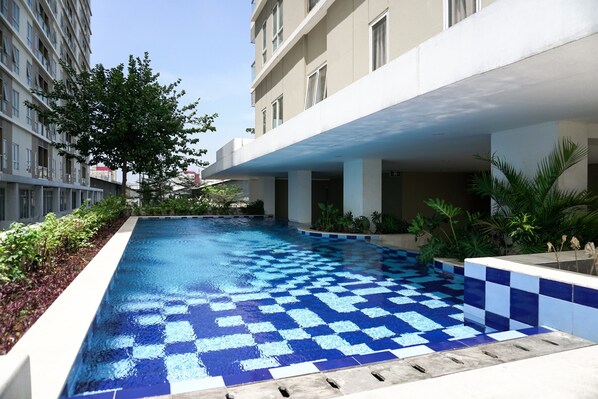 Kolam renang outdoor