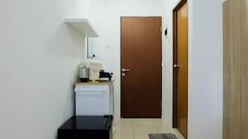 Room | Bathroom | Shower, towels
