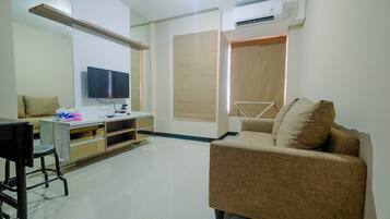 Kamar | Area keluarga | TV