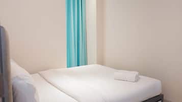 Room | 2 bedrooms, free WiFi, bed sheets