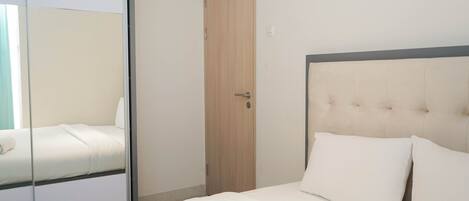 Room | 2 bedrooms, free WiFi, bed sheets