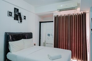 Free WiFi, bed sheets - New Furnished and Homey Studio Poris 88 Apartment (Tangerang)