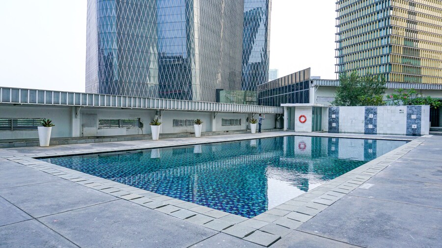 Luxury 2BR at The Empyreal Condominium Epicentrum Apartment