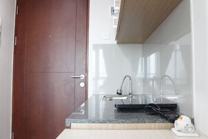Room | Bathroom | Shower, towels