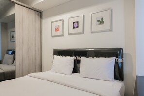 Room - Bright 2BR Apartment at Paramount Skyline (Gading Serpong)