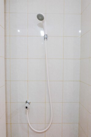 Zimmer | Badezimmer | Dusche, Handtücher