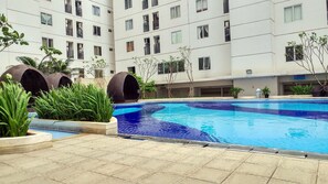 Kolam renang outdoor