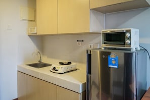 Private kitchen - Elegant 1BR Apartment Scientia Residences near Summarecon Mall Serpong (Gading Serpong)