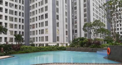 Warm and Cozy 3BR Apartment at M-Town Residence