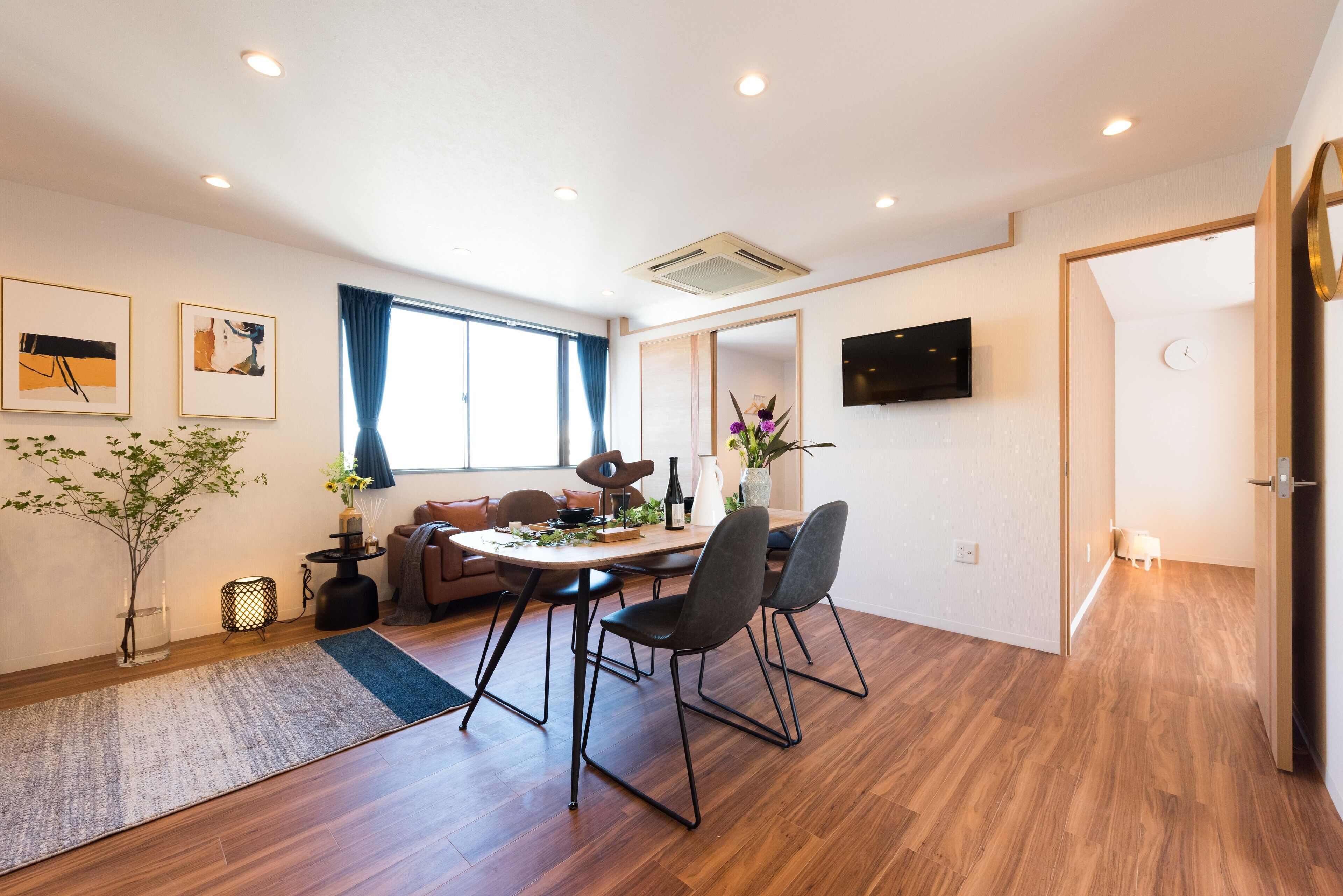 Apartment | Living area | Flat-screen TV