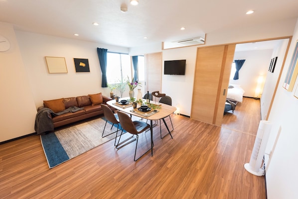 公寓 | 起居区 | 平板电视