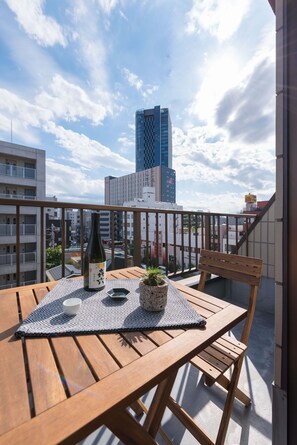 Apartment | Balcony view - TORA HOTEL Skytree E (Tokyo)