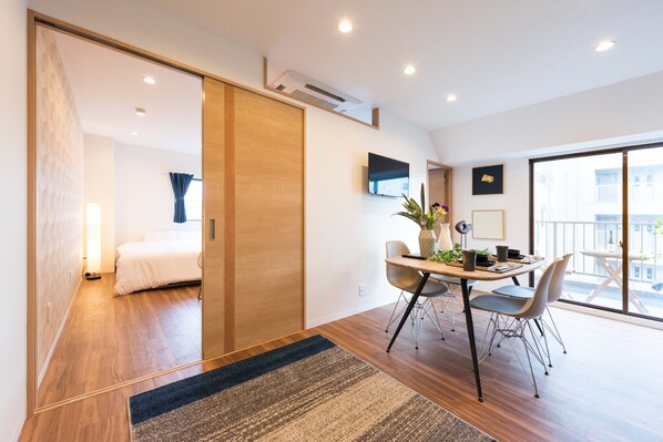 Apartment | Living area | Flat-screen TV - TORA HOTEL Skytree E (Tokyo)