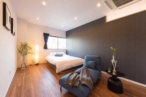 Apartment | 2 bedrooms, desk, free WiFi