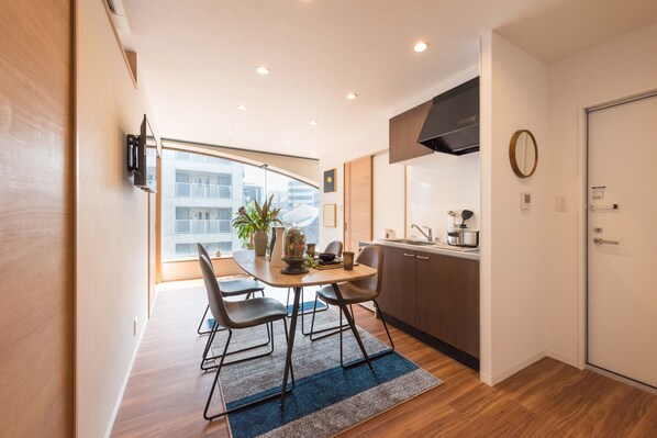 Apartamento | Zona de estar | Una televisión de pantalla plana